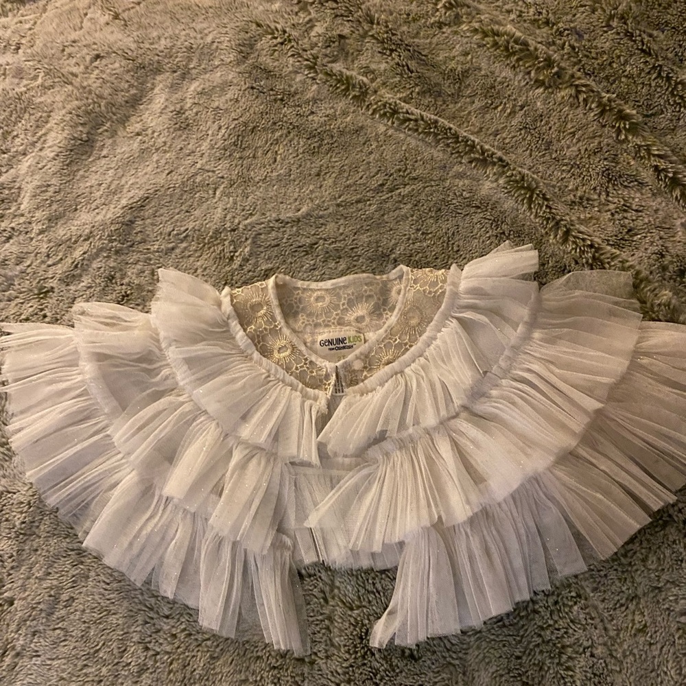 Cute shoulder cape